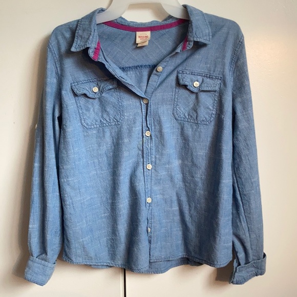 Ladies button down top - Picture 4 of 6